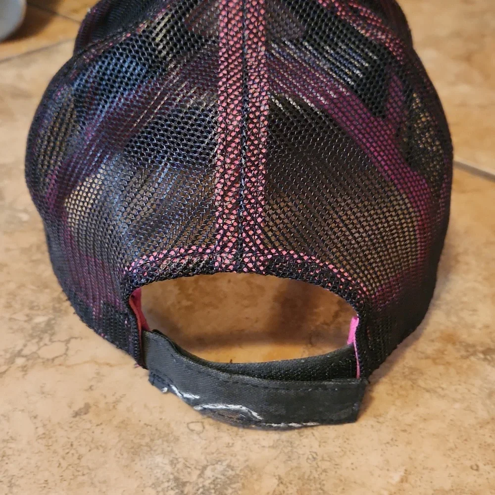 Mossy Oak Women's Trucker's Hat - Picture 2 of 5